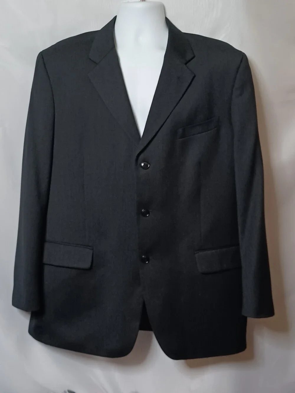 Albert Nipon Men's Classic Dark Gray Blazer. 44R
